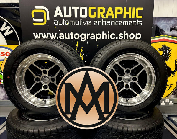 ASTON MARTIN - Classic Circle Sign