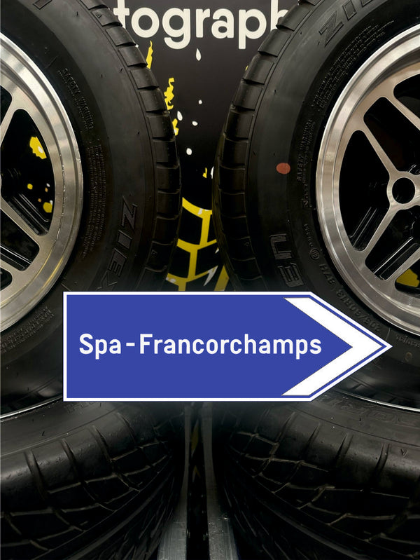 Spa-Francorchamps Race Track - Road Sign - Arrow