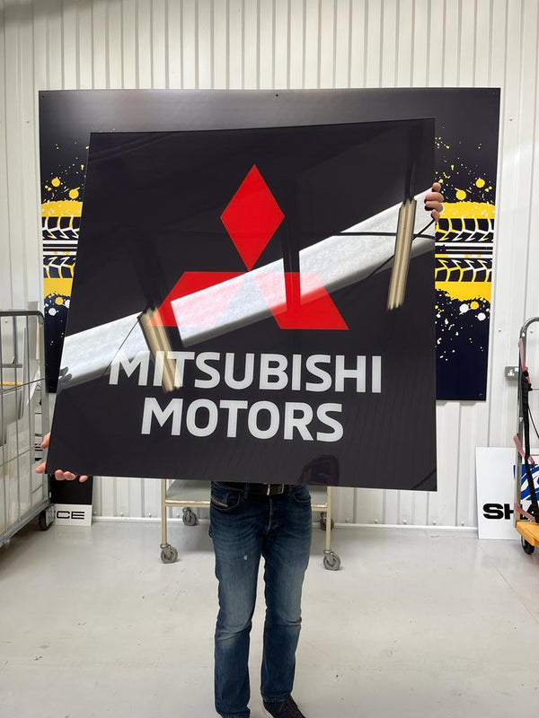 MITSUBISHI MOTORS Sign