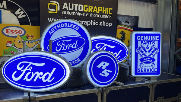 FORD - Authorized Service Illuminated Sign