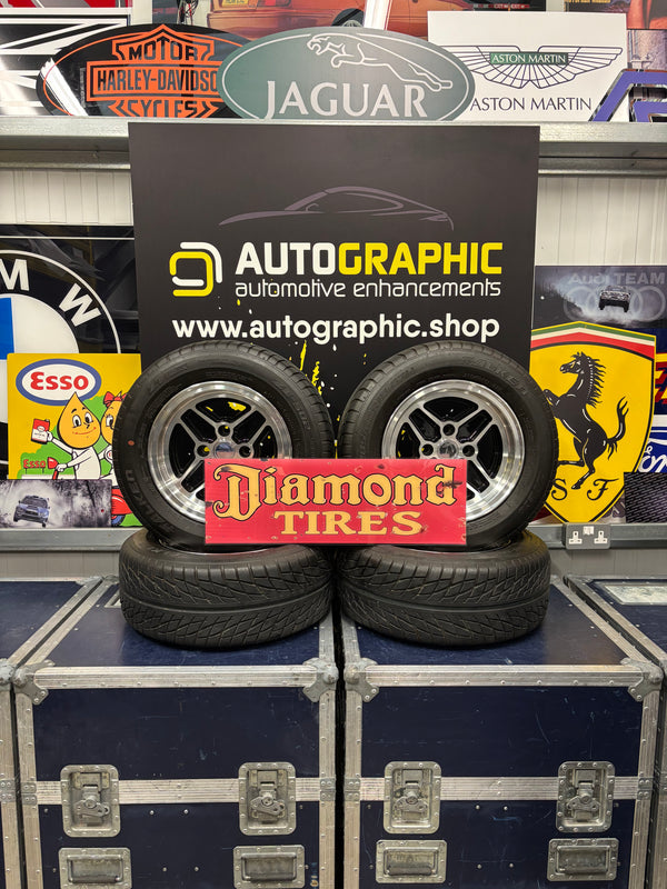 DIAMOND TIRES - Small Sign