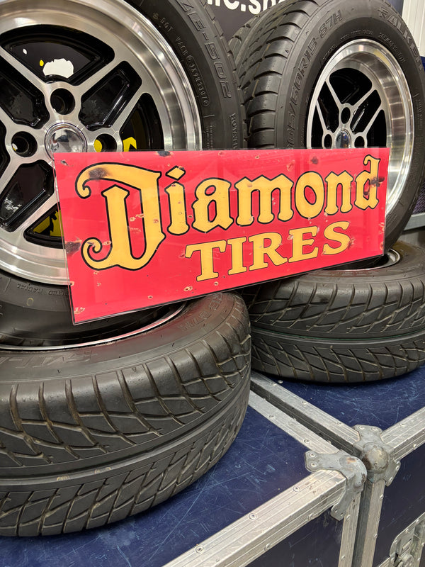 DIAMOND TIRES - Small Sign