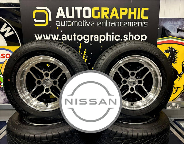 NISSAN - Circle Sign (2 Variants)